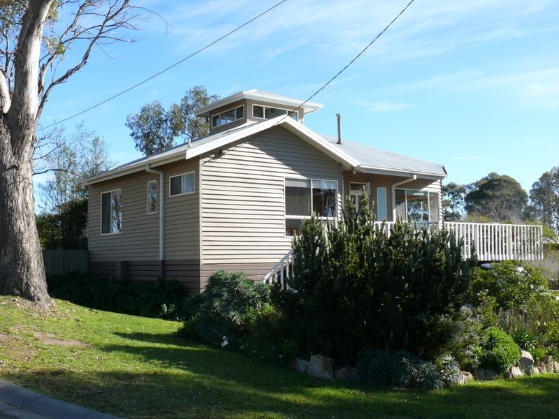 16 Tait Street, Eagle Point VIC 3878