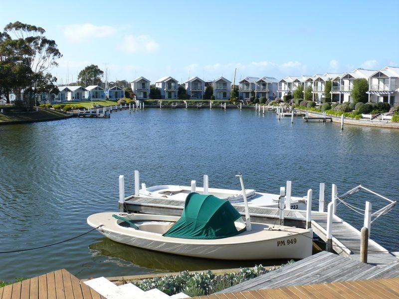 9 Waterloo Court, Paynesville VIC 3880