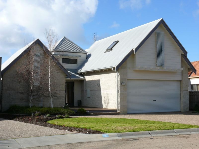 9 Waterloo Court, Paynesville VIC 3880