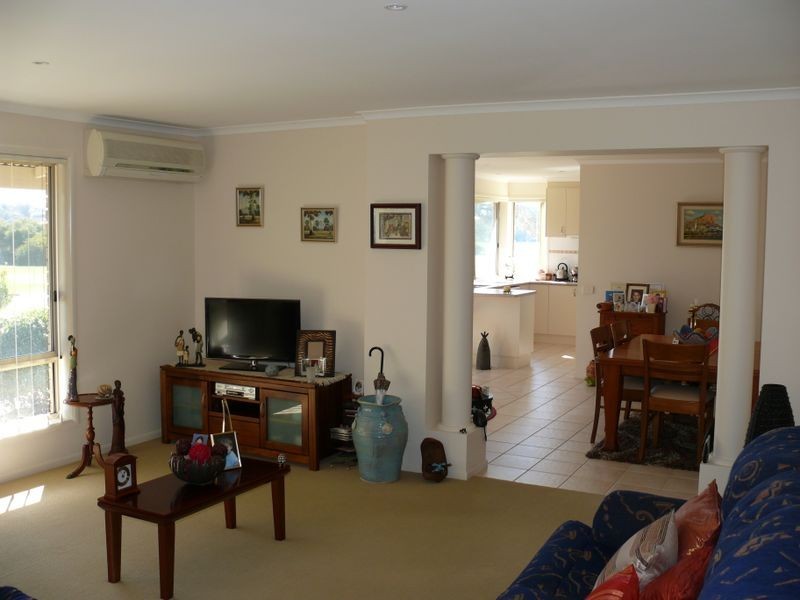 37 Lake Shore Drive, Newlands Arm VIC 3875