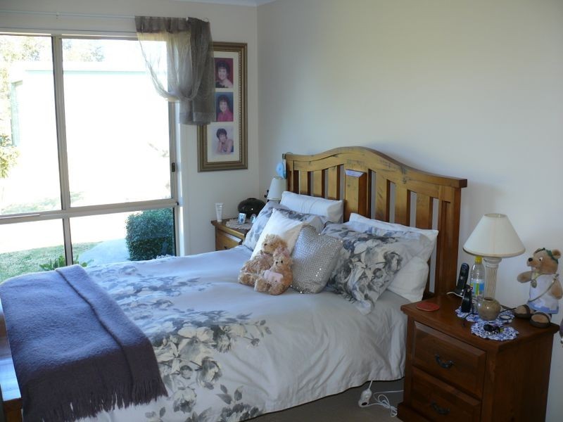 37 Lake Shore Drive, Newlands Arm VIC 3875