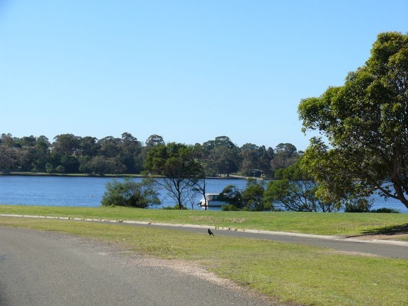 37 Lake Shore Drive, Newlands Arm VIC 3875