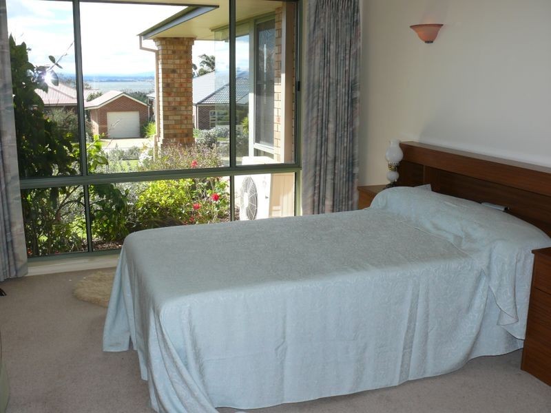 16 Windermere Terrace, Paynesville VIC 3880