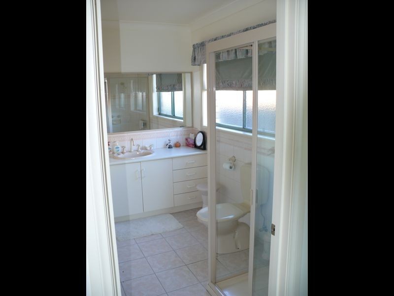 16 Windermere Terrace, Paynesville VIC 3880