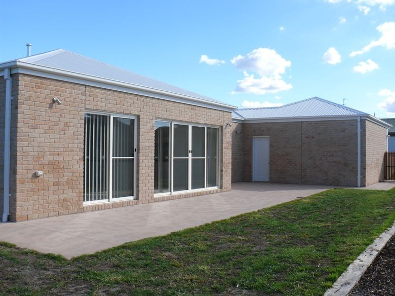 5 Schooner Terrace, Paynesville VIC 3880