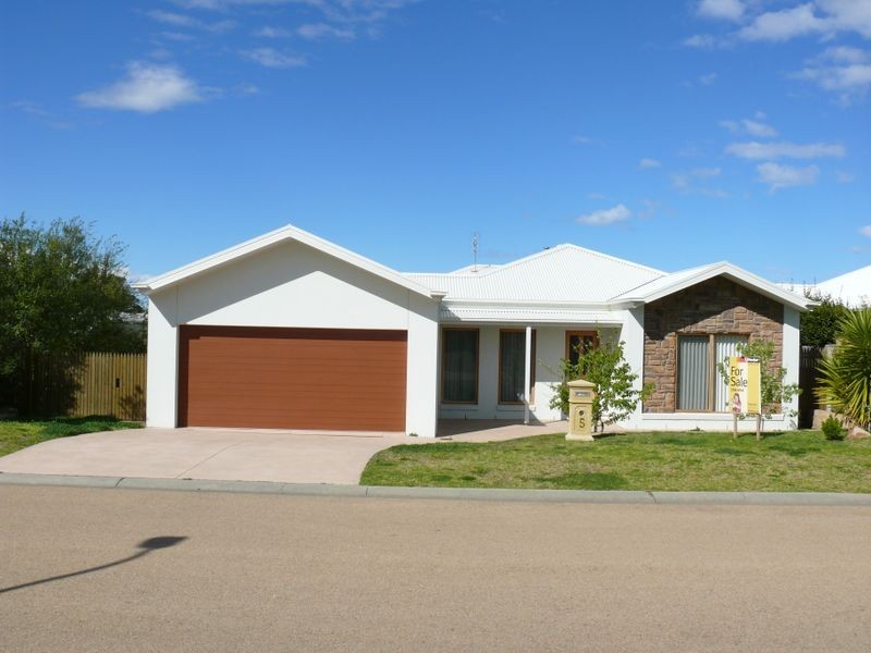 5 Schooner Terrace, Paynesville VIC 3880