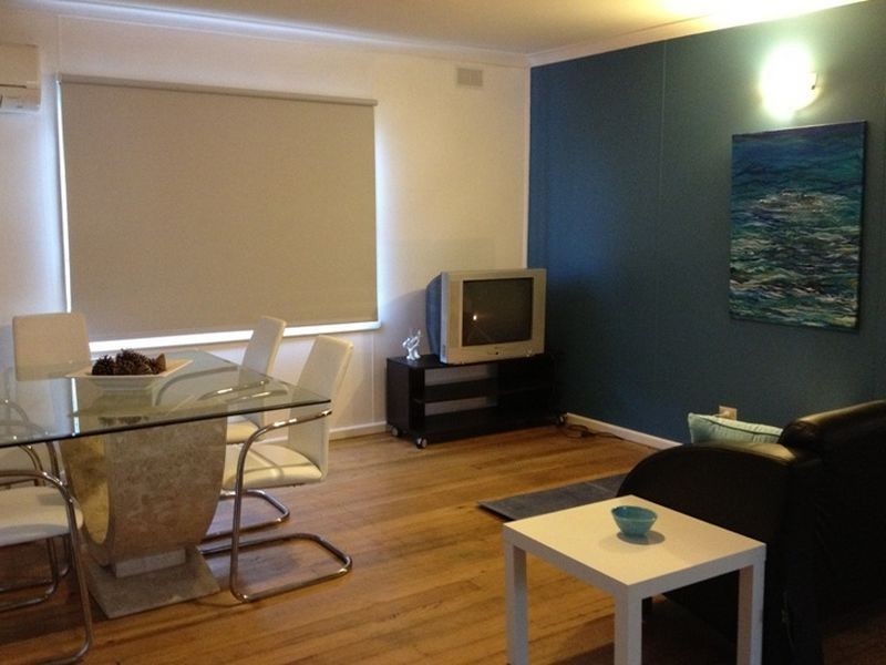 16 Riley Street, Eagle Point VIC 3878