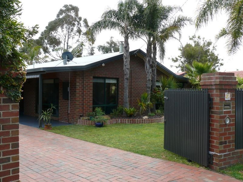 20 Newton Close, Paynesville VIC 3880