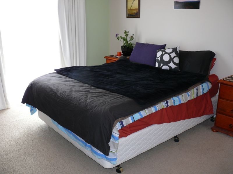 8 Tait Street, Eagle Point VIC 3878