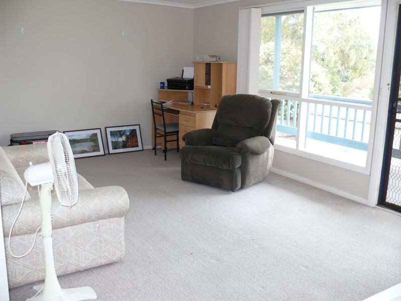 8 Tait Street, Eagle Point VIC 3878