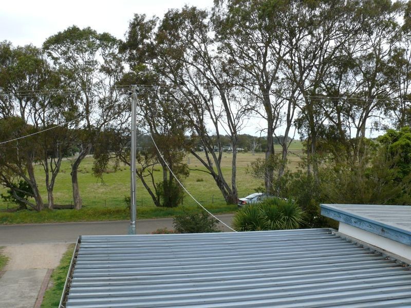 8 Tait Street, Eagle Point VIC 3878