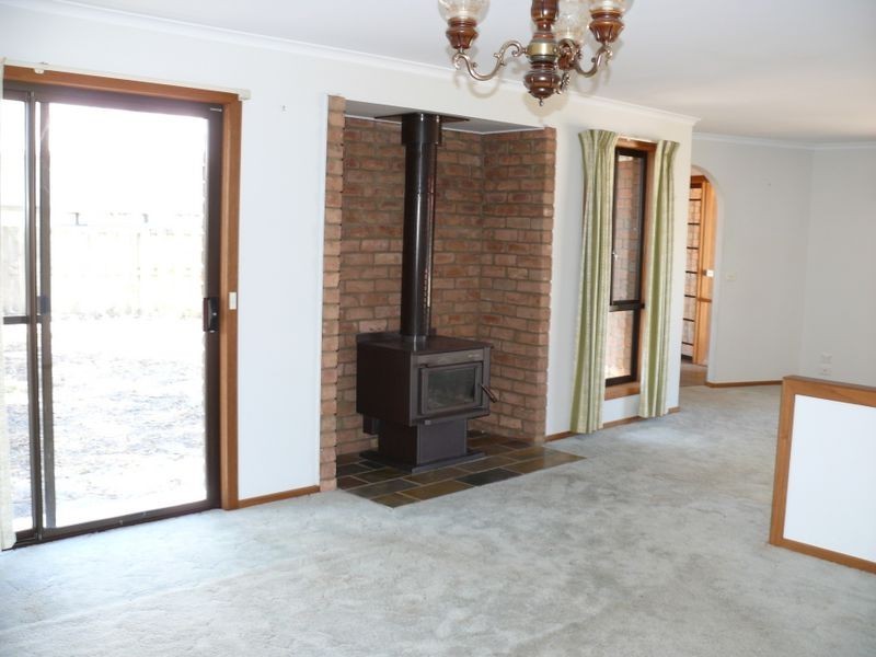 10 Woodland Court, Paynesville VIC 3880