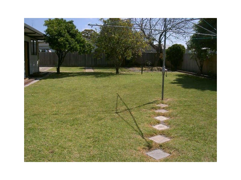 23 Main Road, Paynesville VIC 3880