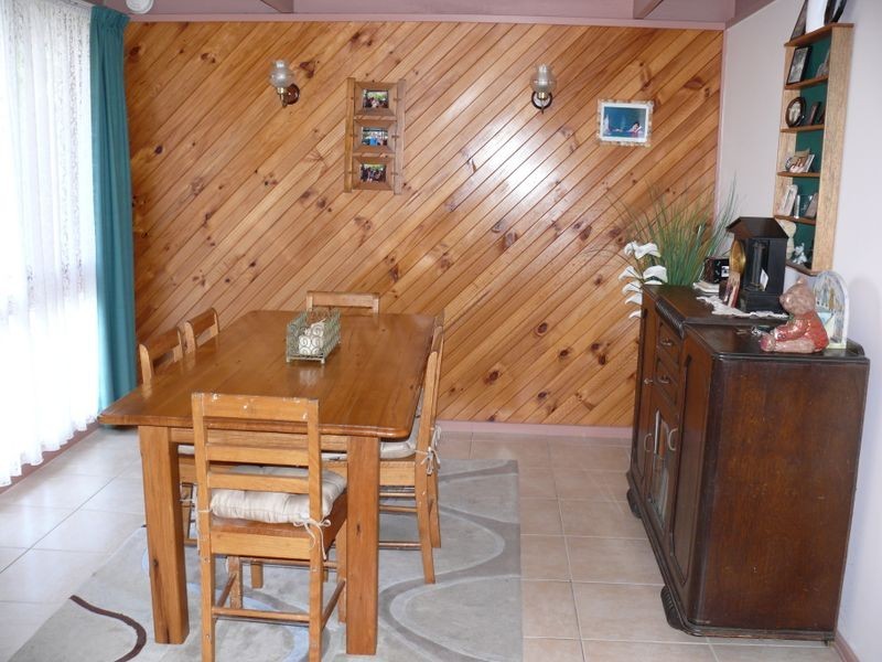 27 Toonalook Parade, Paynesville VIC 3880