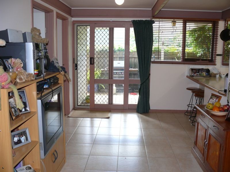 27 Toonalook Parade, Paynesville VIC 3880