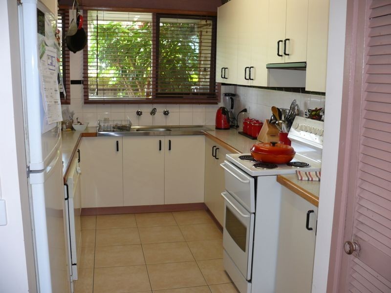 27 Toonalook Parade, Paynesville VIC 3880