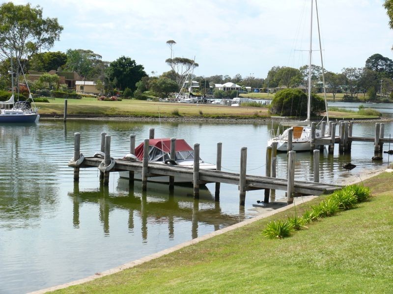 1/3 The Beacons, Paynesville VIC 3880