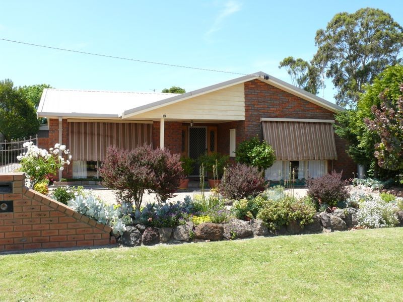 18 Vaughan Street, Paynesville VIC 3880