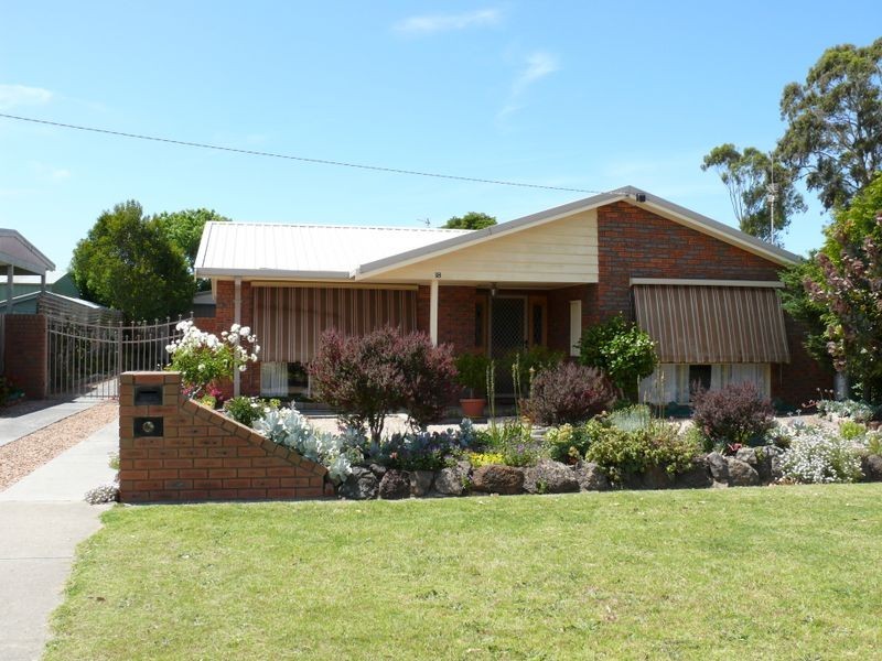 18 Vaughan Street, Paynesville VIC 3880