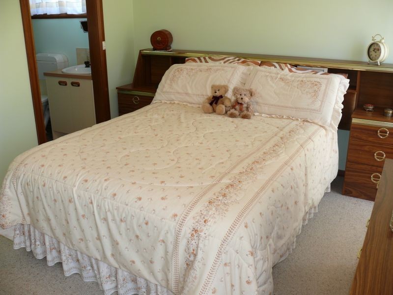 2/215 Bay Road, Eagle Point VIC 3878