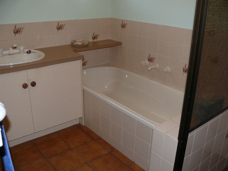 2/215 Bay Road, Eagle Point VIC 3878