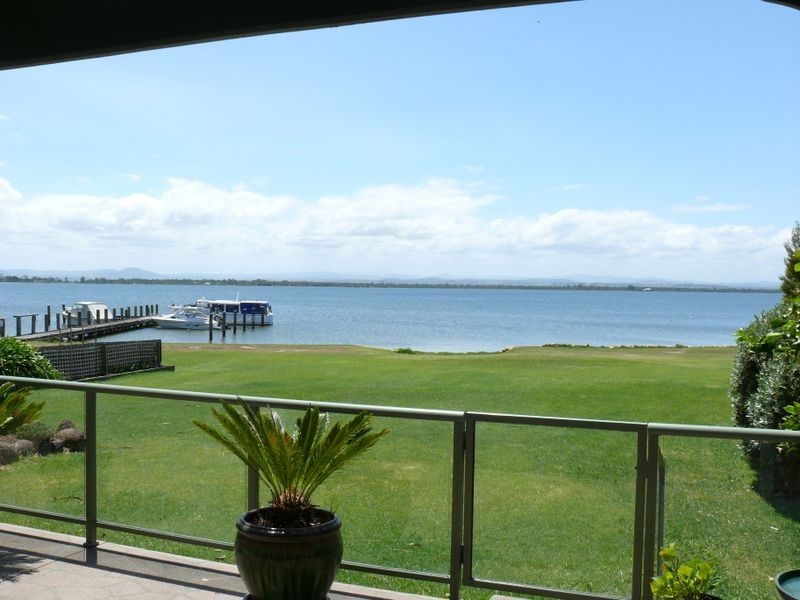 2/215 Bay Road, Eagle Point VIC 3878