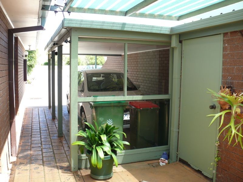 2/215 Bay Road, Eagle Point VIC 3878