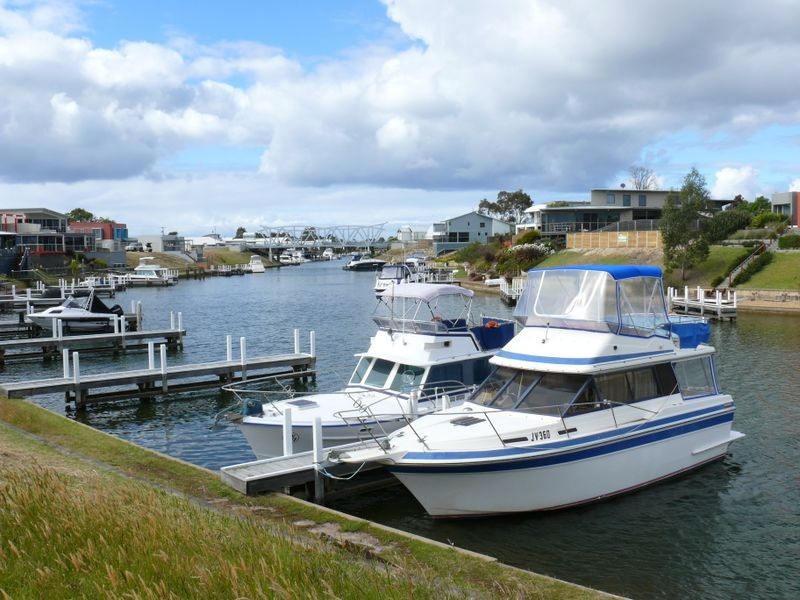 6 The Point, Paynesville VIC 3880