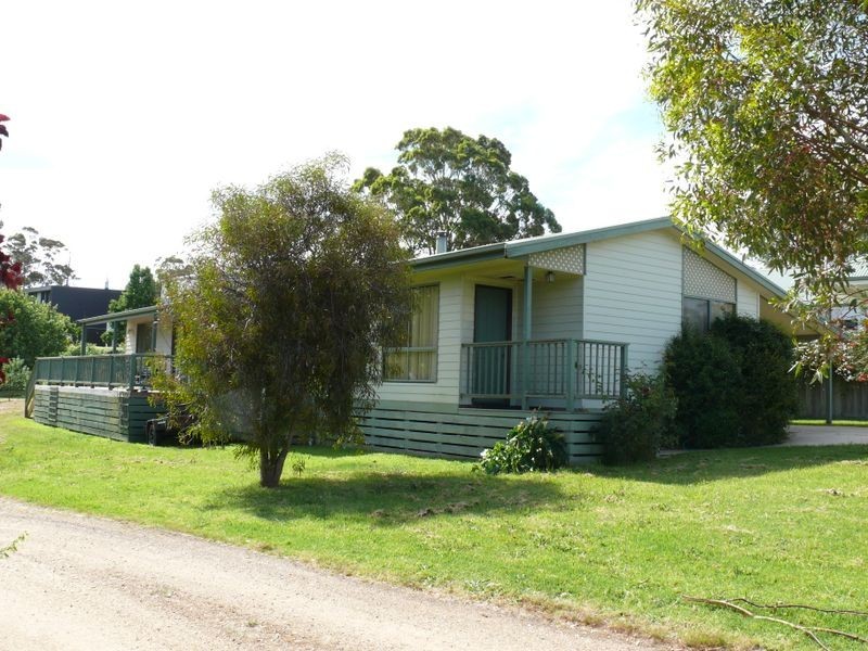 67B Newlands Drive, Paynesville VIC 3880