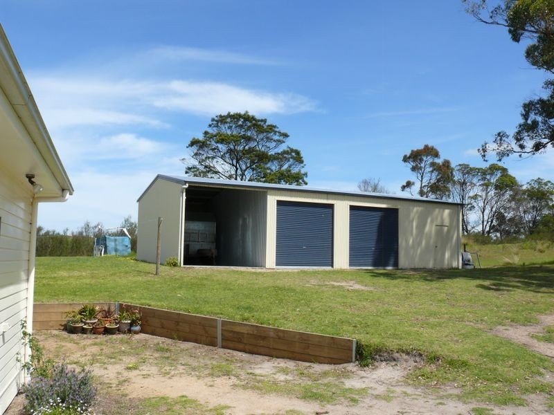 300 Lake Victoria Road, Eagle Point VIC 3878
