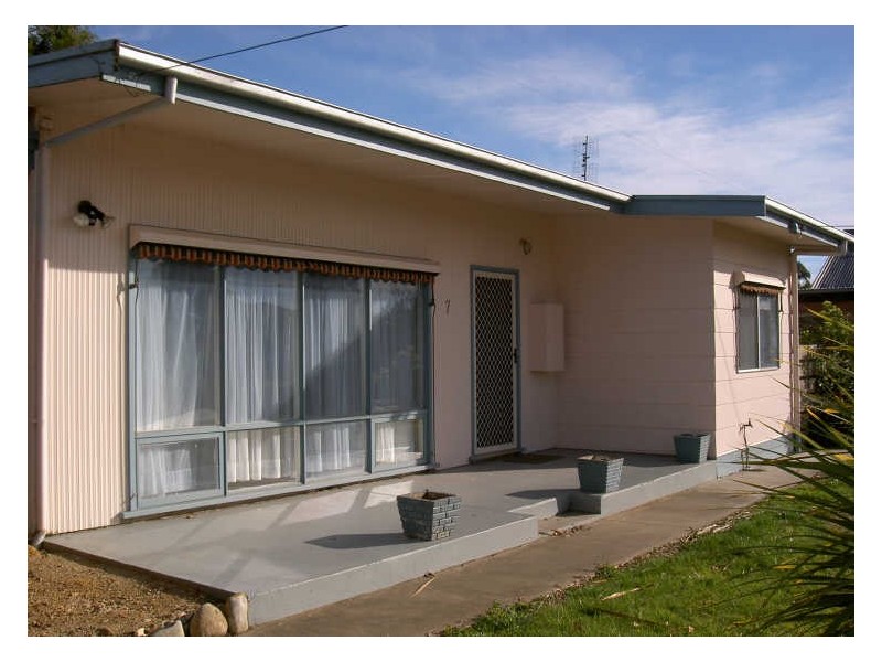 7 Reynolds Street, Paynesville VIC 3880