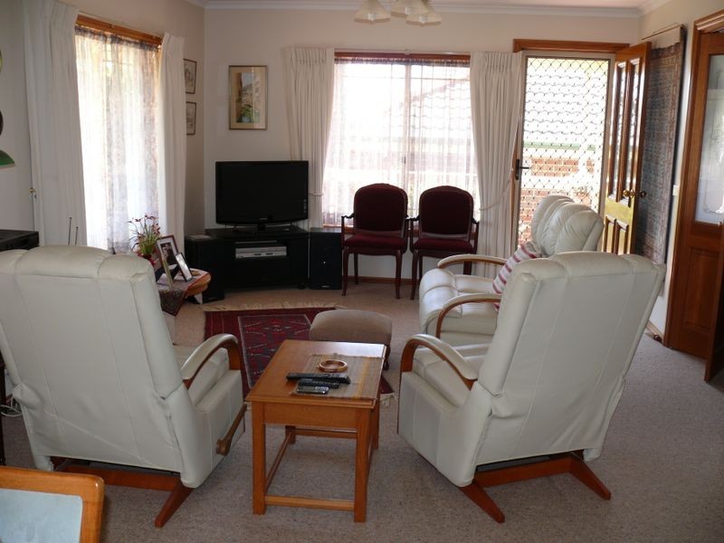 2/1-5 Canal Road, Paynesville VIC 3880