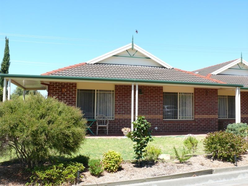 2/1-5 Canal Road, Paynesville VIC 3880