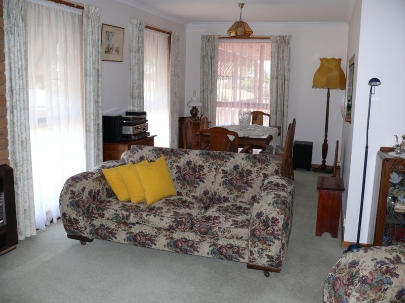 16 Sheerwater Terrace, Paynesville VIC 3880