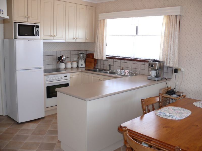 26 Kings Road, Paynesville VIC 3880