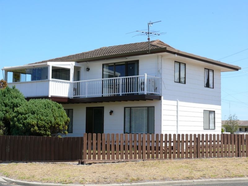 26 Kings Road, Paynesville VIC 3880