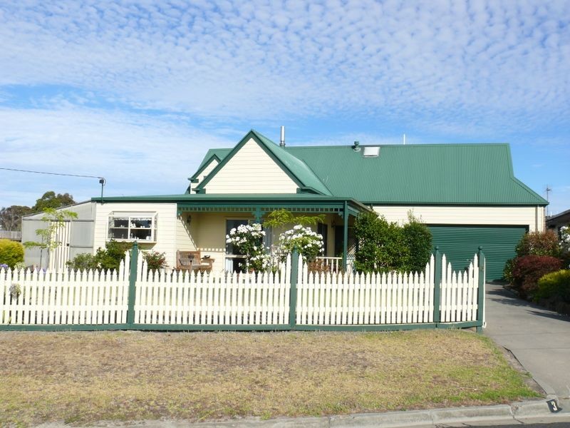 3 Kings Road, Paynesville VIC 3880