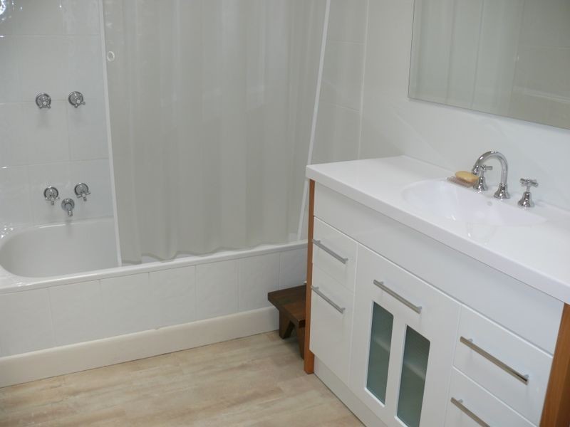 26 McMillan Grove, Paynesville VIC 3880