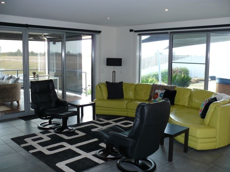 15 Government Road, Paynesville VIC 3880