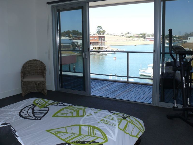 15 Government Road, Paynesville VIC 3880