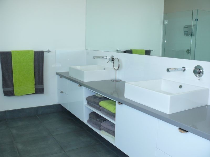 15 Government Road, Paynesville VIC 3880