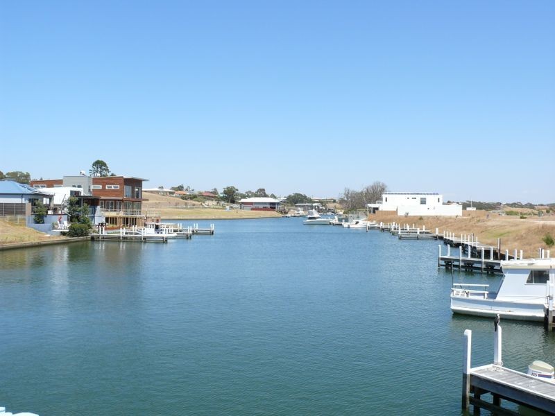 15 Government Road, Paynesville VIC 3880