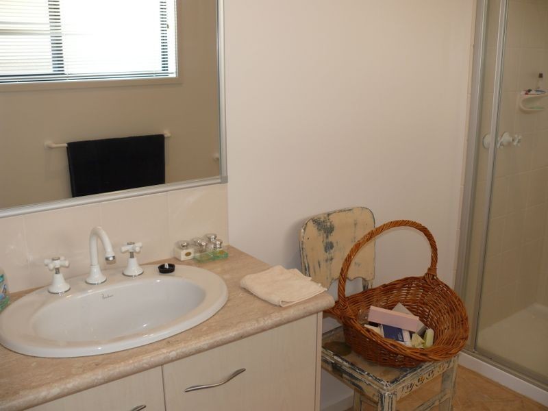 7B Sheerwater Terrace, Paynesville VIC 3880