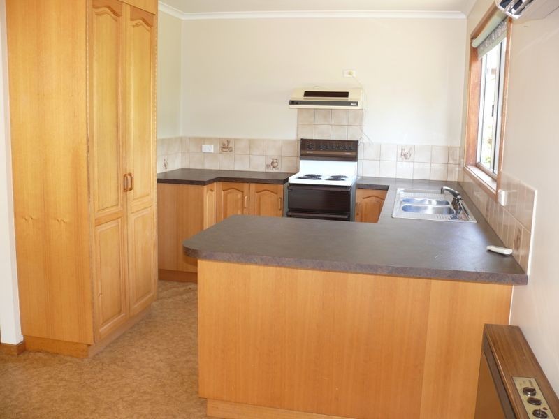 29 Sixth Avenue, Raymond Island VIC 3880