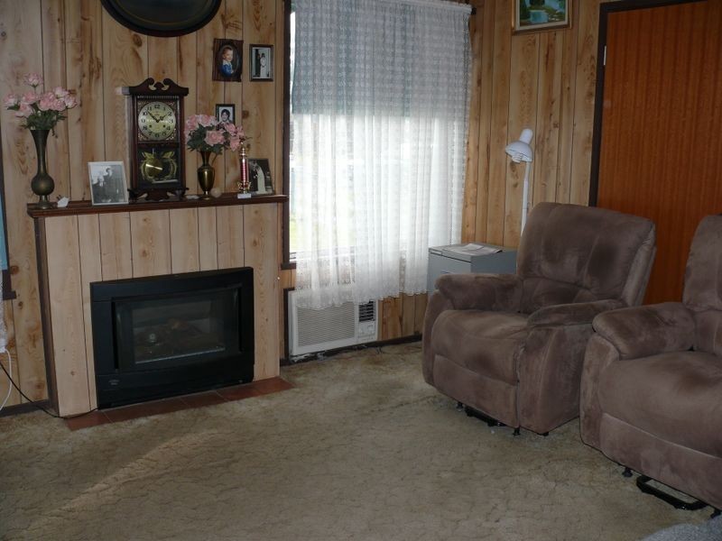 42 Main Road, Paynesville VIC 3880