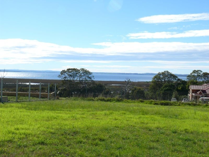 10 Eagle Bay Terrace, Eagle Point VIC 3878