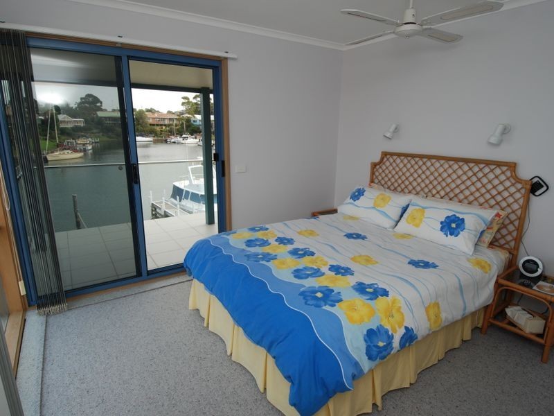 2/9 Windjammer Court, Paynesville VIC 3880