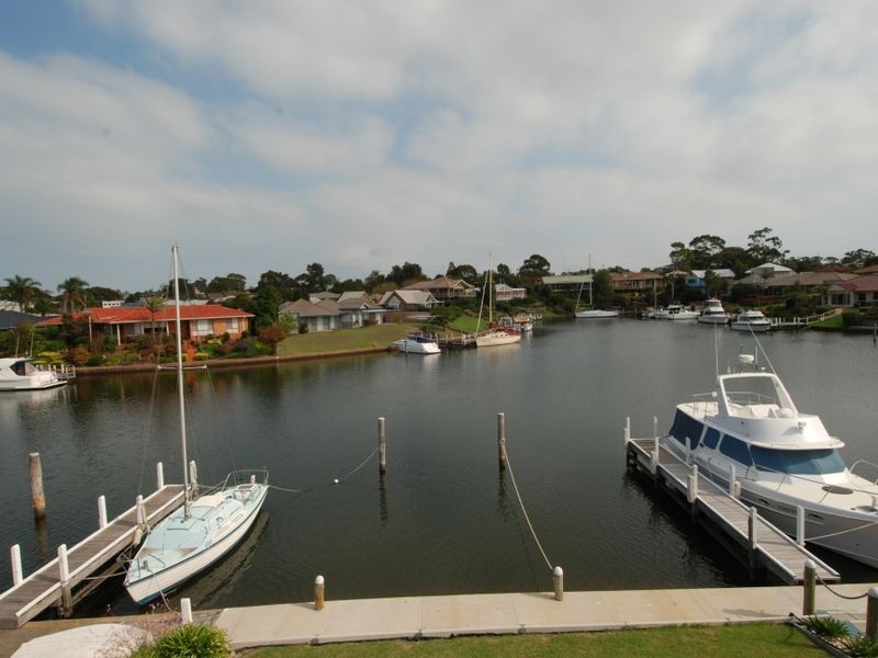2/9 Windjammer Court, Paynesville VIC 3880