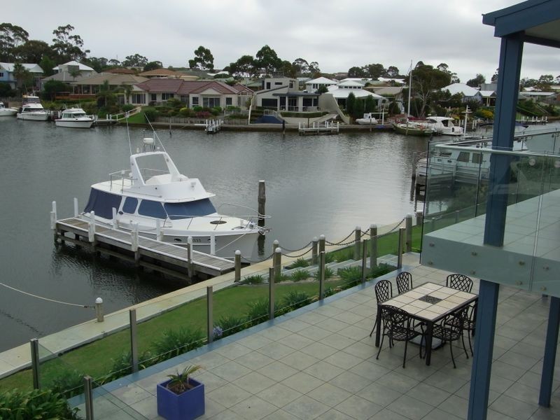 2/9 Windjammer Court, Paynesville VIC 3880