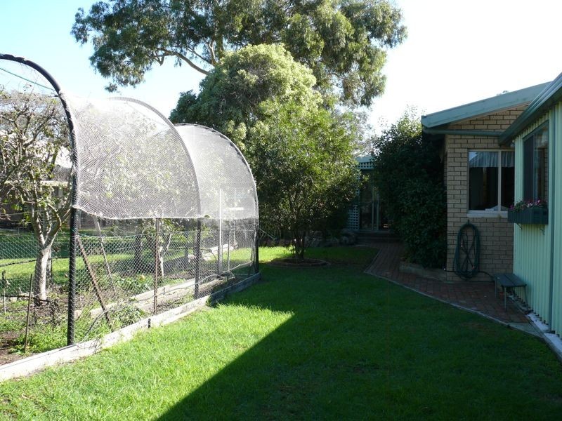 2/129 Western Boulevard, Raymond Island VIC 3880
